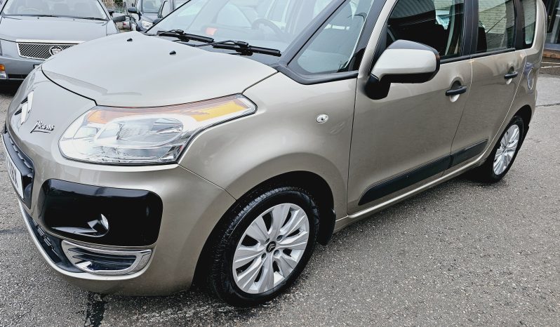 2012 Citron C3 Picasso  1.4 L petrol..Full MOT September 2025..FSH.2 Owner..low miles £2495 full