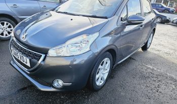 Stunning 2015 peugoet 208 1.L petrol..Ulez free long MOT 2025..£20 road tax .£3995 full