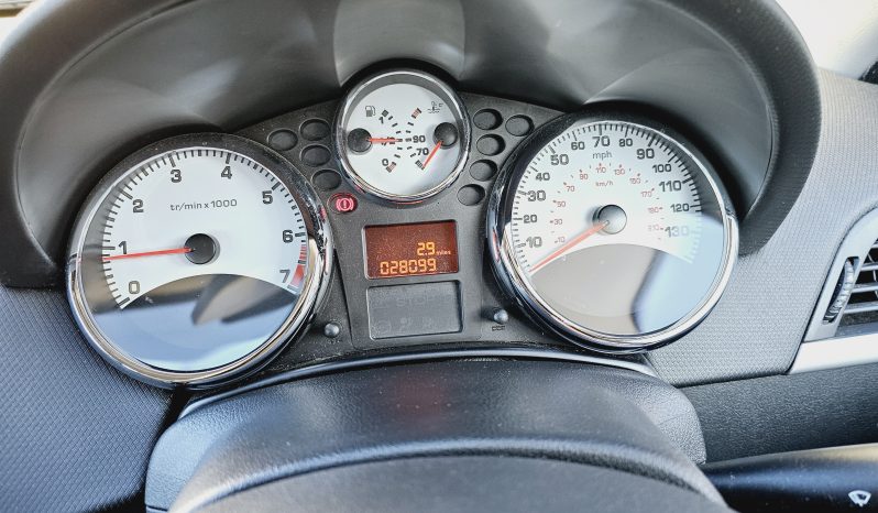 28k miles Mot Nov 2025. 2010 Peugeot 207 Millesim 1.4.petrol ulez free.fsh £3495 full