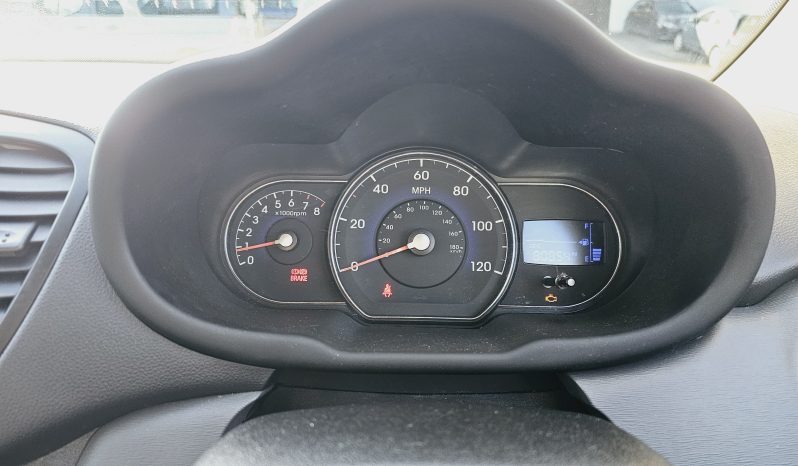 2012 Hyundai i10 1.2.L petrol, full year Mot 26..5dr. Aux.£20 tax Ulez free £2495 full