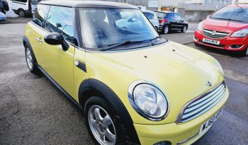 Yellow Mini copper 1.6 petrol october MOT..no advisory FSH. Ulez free 10 Stamps £3995 full