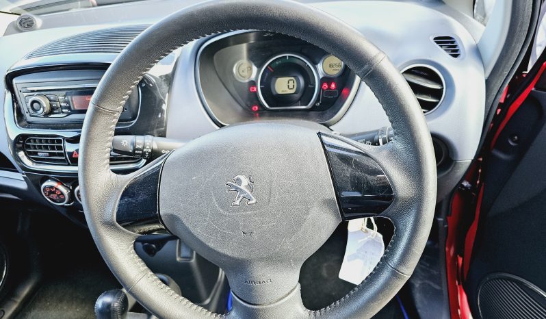Peugeot iOn, Automatic, full electric, 2 keys, 18k miles, full service history, mot September 2025 full