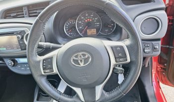 2014 Red Toyota Yaris Vvt-icon 1.3.Petrol.9 Stamps ..Full Mot 26. 5 Door. £4995 full
