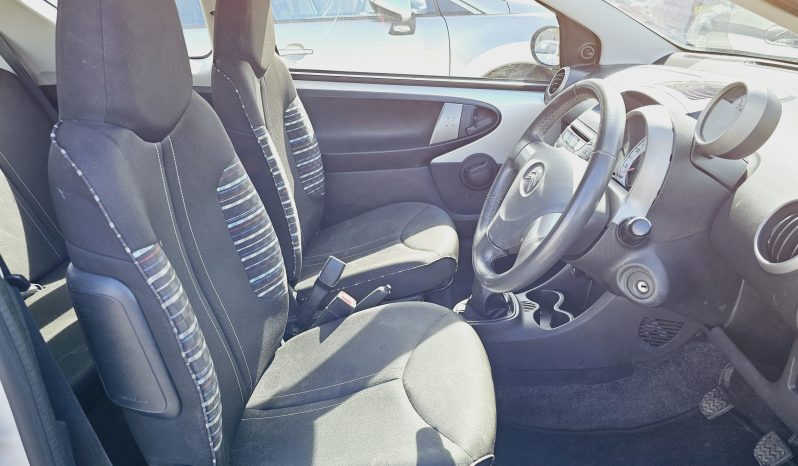 2014 Silver Citron C1 1.L Petrol..5 doors £20 Road Tax..ulez free £2995 full