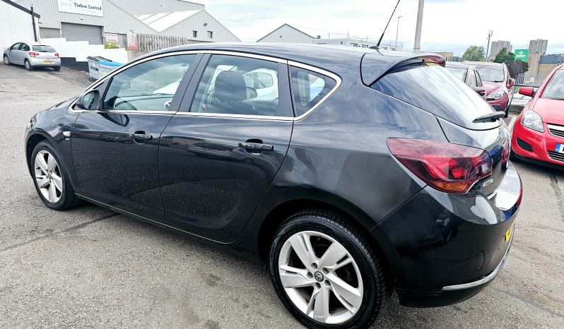 2012 Vauxhall Astra SRI, 1.6L petrol. MOT May 2026.5 door.67K miles. aux, ac, Ulez free.FSH.1 Owner £2795 full