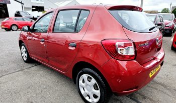 30k miles! 2015 Red Dacia Sandero Ambiance 1.2 L Petrol.5dr. MOT January 2026.Ulez free, Sat Nav 1 Owner £4495 full