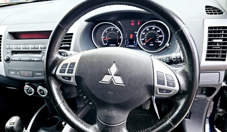 2011 Blue Mitsubishi OUTLANDER 2.2 GX 3 DI-D.4×4.MOT June 2026.No Advisory, FSH .7 Seater.leather seats. Ulez free £4995 full