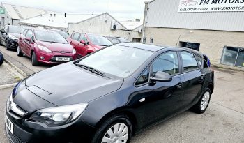 2013 Black Vauxhall Astra Exclusive, 1.4L petrol. MOT February 2026.No Advisory. 5 dr.64K miles. aux, ac.Ulez free £3495 full