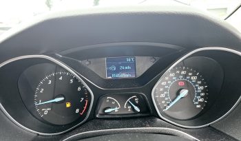58k miles! 2011 Ford Focus Zetec, 1.6 Petrol.. Mot July 2026…FSH..Aux connection Sat nav £3995 full