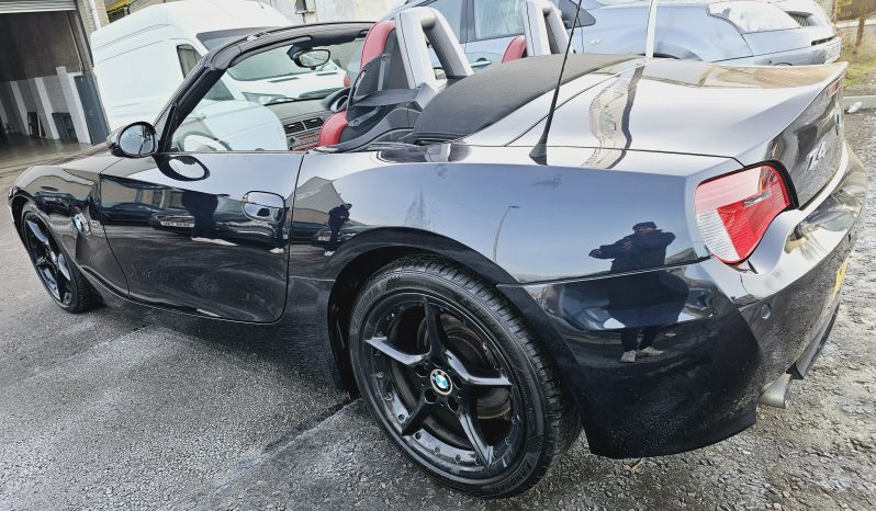 BMW Z4 2Litre Petrol Convertible.. 90kmiles .MOT July 2026.Ulez free .luxury £3995 full