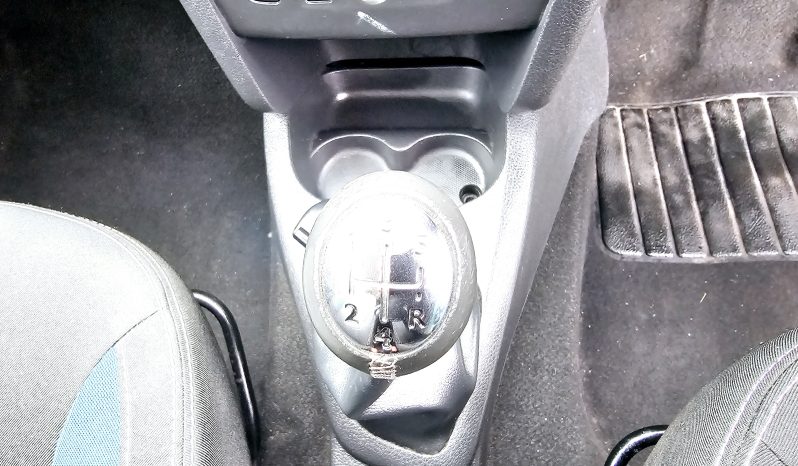 42k Miles! 2015 Blue Dacia Sandero Laureate Prime DCI 1.5 L Diesel. MOT June 2026.Ulez free.£20 Tax.Sat Nav £5395 full