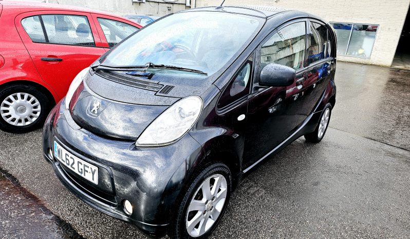 Automatic! 2012 Peugeot iOn, full electric, 2 keys.MOT July 2026.49k miles. Ulez free £2695 full