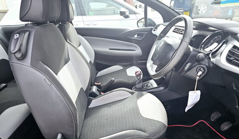 2016 Red DS3 Dstyle Dsign,1.2L petrol .MOT March 2026.Ulez free.FSH £4495 full