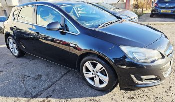 2015 Black Vauxhall Astra SRI, 1.6L petrol. MOT September 2026. 5dr. aux, ac.Ulez free.£3995 full