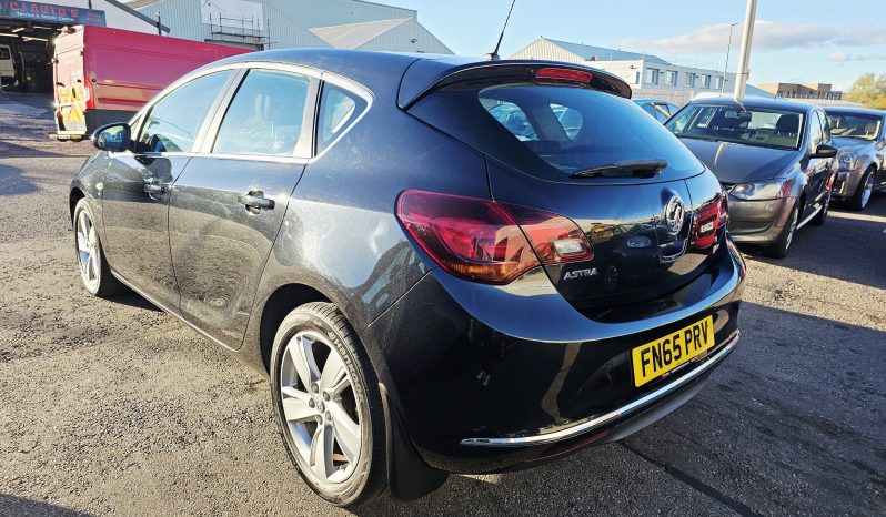 2015 Black Vauxhall Astra SRI, 1.6L petrol. MOT September 2026. 5dr. aux, ac.Ulez free.£3995 full