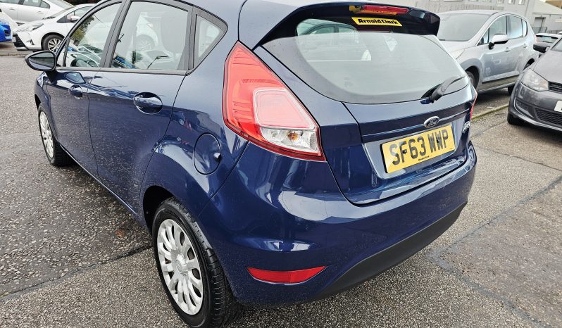 2013 Blue Ford Fiesta Style 1.2 petrol. 5Dr.. full year MOT.58k Miles. Ulez free £4595 full