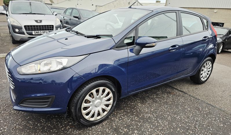 2013 Blue Ford Fiesta Style 1.2 petrol. 5Dr.. full year MOT.58k Miles. Ulez free £4595 full