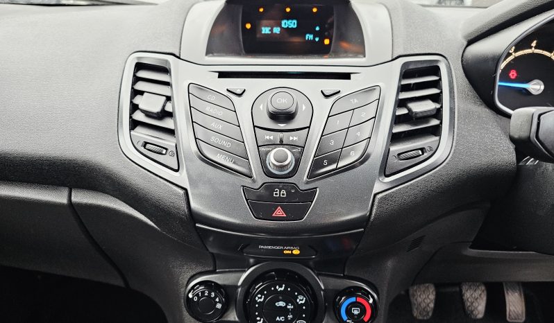 2013 Blue Ford Fiesta Style 1.2 petrol. 5Dr.. full year MOT.58k Miles. Ulez free £4595 full