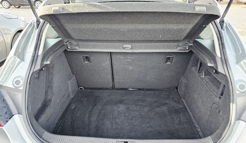 52k miles! 2015 Silver Vauxhall Astra Excite, 1.4L petrol. MOT November 2026. 5dr. aux, ac.FSH.Ulez free.1 Owner £4495 full