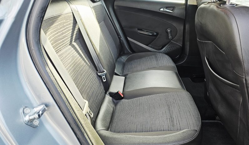 52k miles! 2015 Silver Vauxhall Astra Excite, 1.4L petrol. MOT November 2026. 5dr. aux, ac.FSH.Ulez free.1 Owner £4495 full