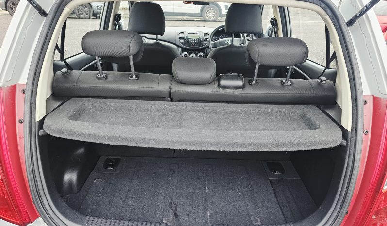 2011 Silver Hyundai i10 Active, 1.2L petrol, Mot May 2026..5dr. Aux.£20 tax. 64k Miles. Ulez free.1 Owner £2995 full