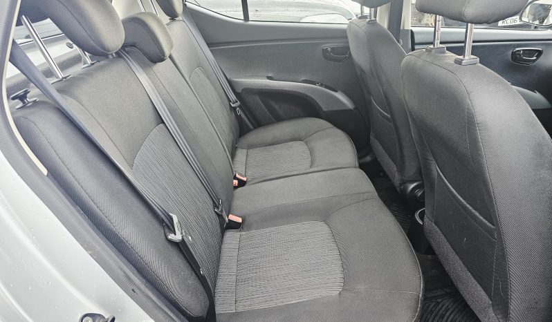 2011 Silver Hyundai i10 Active, 1.2L petrol, Mot May 2026..5dr. Aux.£20 tax. 64k Miles. Ulez free.1 Owner £2995 full