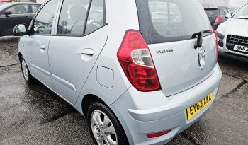 2013 Silver Hyundai i10 Active, 1.2 L petrol, Mot October 2026..5dr. Aux.£20 tax. 72k Miles. Ulez free £3295 full