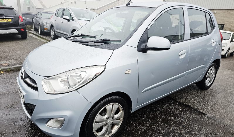 2013 Silver Hyundai i10 Active, 1.2 L petrol, Mot October 2026..5dr. Aux.£20 tax. 72k Miles. Ulez free £3295 full