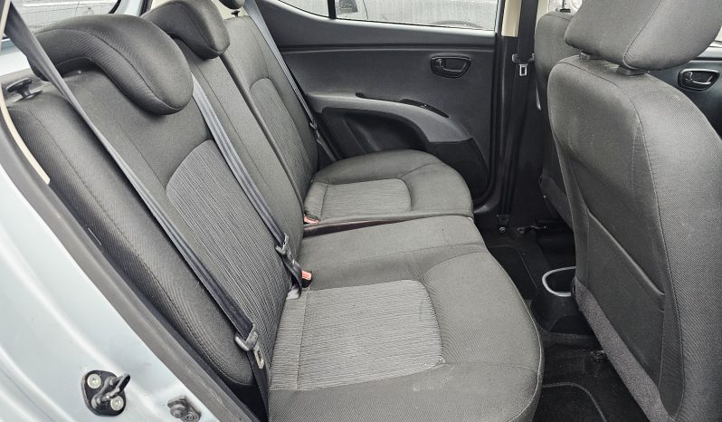 2013 Silver Hyundai i10 Active, 1.2 L petrol, Mot October 2026..5dr. Aux.£20 tax. 72k Miles. Ulez free £3295 full