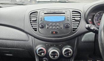 2013 Silver Hyundai i10 Active, 1.2 L petrol, Mot October 2026..5dr. Aux.£20 tax. 72k Miles. Ulez free £3295 full