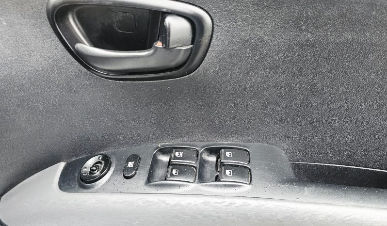 2013 Silver Hyundai i10 Active, 1.2 L petrol, Mot October 2026..5dr. Aux.£20 tax. 72k Miles. Ulez free £3295 full