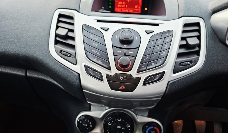 2012 Black Ford Fiesta Zetec 1.2 petrol. 5Dr. MOT July 2026.Low Miles.Ulez free.2 Owner £2995 full