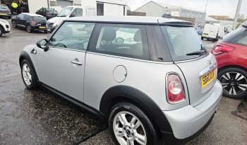2010 Silver Mini Pepper Pack, 1.6 petrol. 3 door. MOT July 2026.Ulez free £2995 full