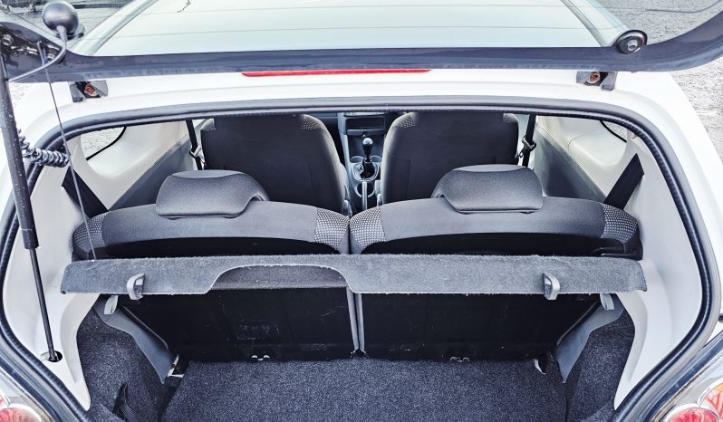 51k Miles! 2012 White TOYOTA AYGO VVT-I FIRE, 1L petrol.MOT June 2026.£20 Tax.FSH.SAT NAV.Ulez free £3495 full