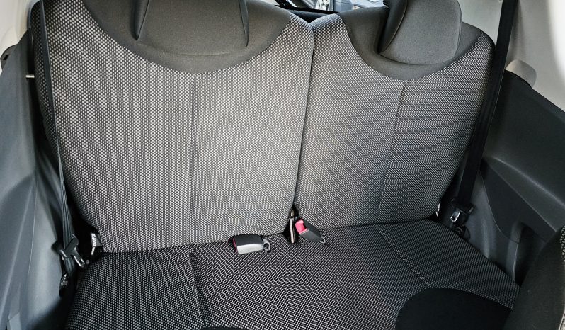 51k Miles! 2012 White TOYOTA AYGO VVT-I FIRE, 1L petrol.MOT June 2026.£20 Tax.FSH.SAT NAV.Ulez free £3495 full