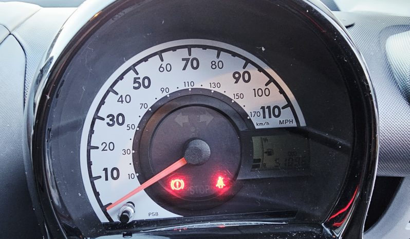 51k Miles! 2012 White TOYOTA AYGO VVT-I FIRE, 1L petrol.MOT June 2026.£20 Tax.FSH.SAT NAV.Ulez free £3495 full