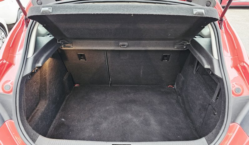 2010 Red Vauxhall Astra Exclusiv, 1.4L petrol. MOT June 2026. 5dr. aux, ac.71k miles.Ulez free £2995 full