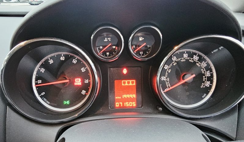 2010 Red Vauxhall Astra Exclusiv, 1.4L petrol. MOT June 2026. 5dr. aux, ac.71k miles.Ulez free £2995 full