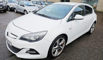 2015 White Vauxhall Astra Limited Edition, 1.6L petrol. MOT August 2026. 5dr. aux, ac.FSH.Ulez free.£3495 full