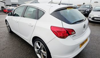 2015 White Vauxhall Astra Limited Edition, 1.6L petrol. MOT August 2026. 5dr. aux, ac.FSH.Ulez free.£3495 full
