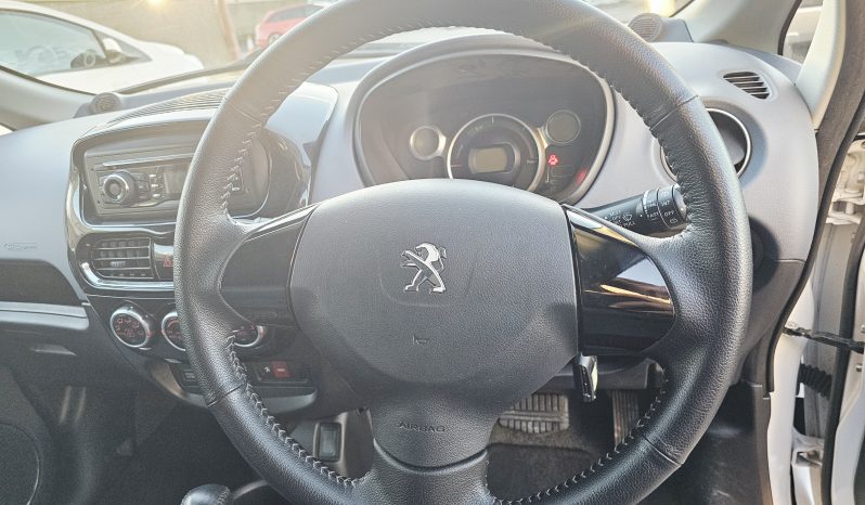 Automatic! 6k Miles! 2016 White Peugeot iOn, full electric.MOT May 2026. Ulez free.1 Owner £5995 full