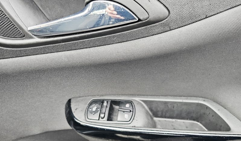 2015 Black Vauxhall CORSA Ecoflex Excite, 1.4 PETROL.Mot February 2027.3Dr. Low miles.£35 Tax.1 Owner.Ulez free £3995 full