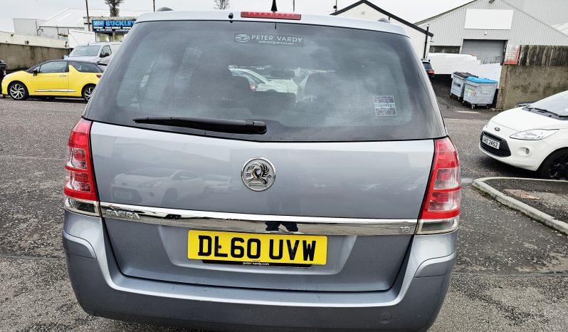 2011 Silver Vauxhall ZAFIRA Exclusive.7 seats, 1.8L Petrol.MOT November 2026.Low miles.FSH.ulez free.2 Owner £2495 full