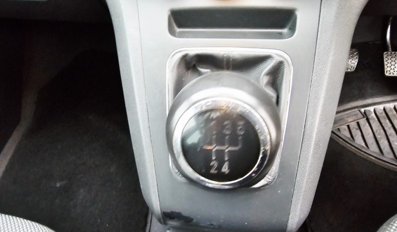 2011 Silver Vauxhall ZAFIRA Exclusive.7 seats, 1.8L Petrol.MOT November 2026.Low miles.FSH.ulez free.2 Owner £2495 full