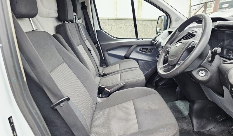 2015 White Ford Transit Custom TDCI Limited Van, 2.2L Diesel. MOT January 2027.Low Miles.FSH.2 Owner £6495 full