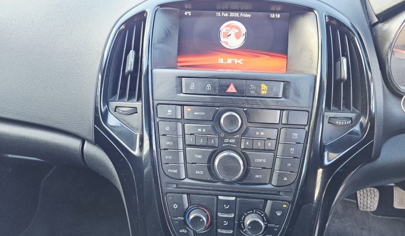 2016 Black Vauxhall Astra GTC SRI, 1.4L petrol. MOT August 2026. 3dr.Cruise Control. aux, AC.FSH.63k miles.Ulez free £4995 full