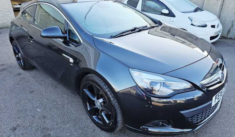 2016 Black Vauxhall Astra GTC SRI, 1.4L petrol. MOT August 2026. 3dr.Cruise Control. aux, AC.FSH.63k miles.Ulez free £4995 full