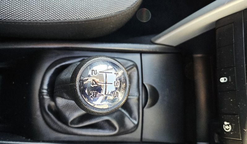 46k miles! 2012 White Peugeot 207 Active, 1.4L petrol. MOT November 2026.ulez free.2 Owner £2995 full