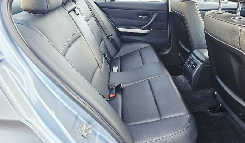 2009 Blue BMW 318i SE Business Edition, 2L Petrol.MOT October 2026. low miles .SH.Ulez free.Luxury £2750 full