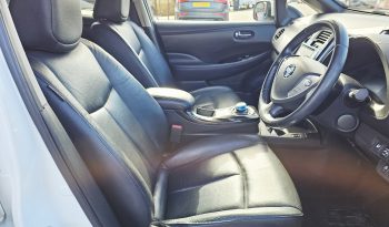 Automatic! 2015 White Nissan Leaf 80kw Tekna .MOT February 2027.5Dr.61k Miles.FSH.Heated Seats.Reverse Camera.Ulez free £3795 full